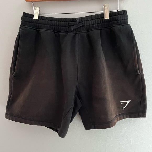 GymShark Shorts - Picture 1 of 3
